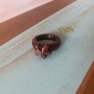 Hawaiian Koa wood plumeria flower ring approximately size 7